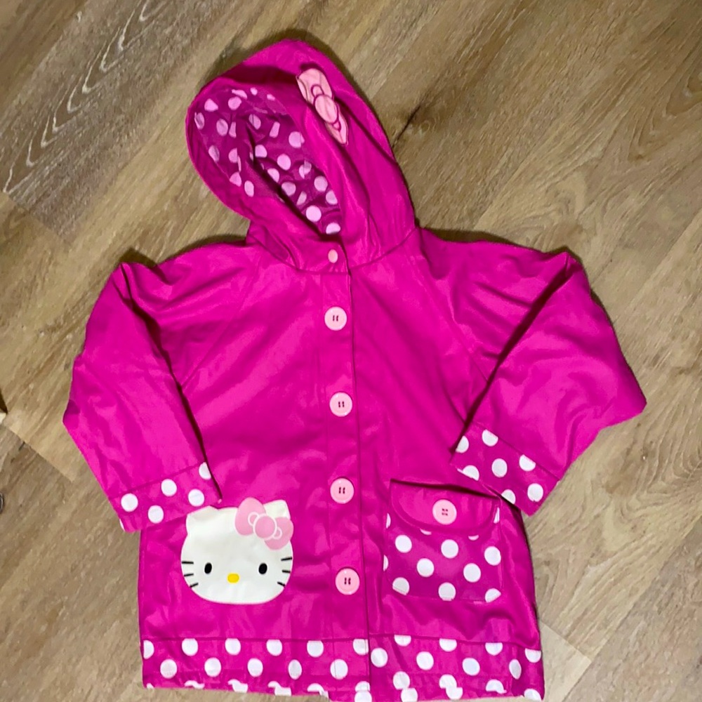Hello Kitty Raincoat 🌧  Pink 💗 size 4, 5, 6